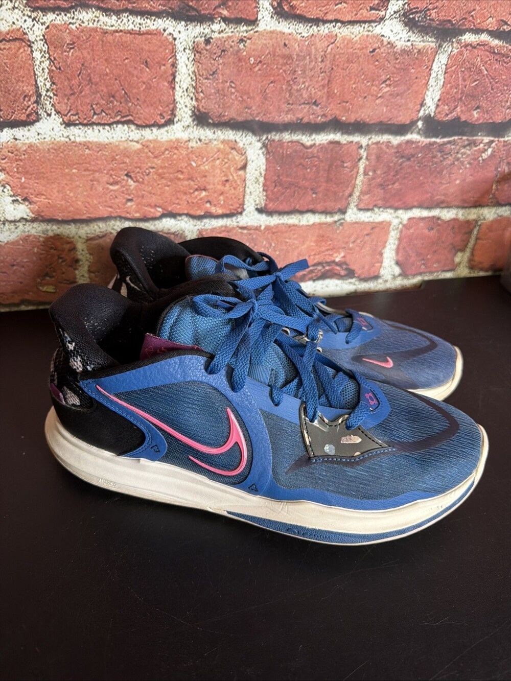 Size 10.5 - Nike Kyrie 5 Low Precious Stones Blue